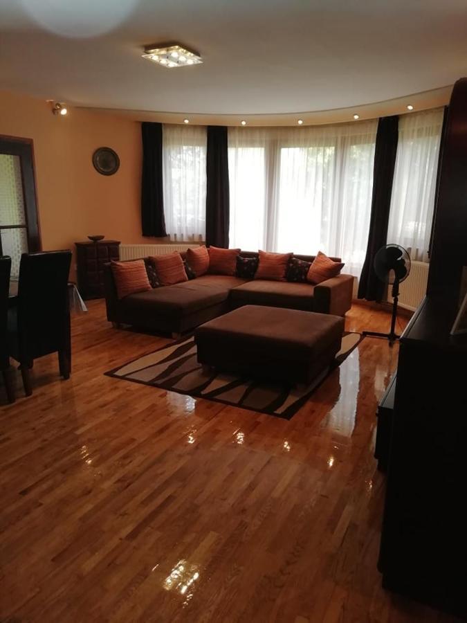 Sunfish Apartman Balatonszarszo Exteriör bild