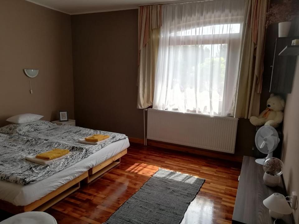 Sunfish Apartman Balatonszarszo Exteriör bild